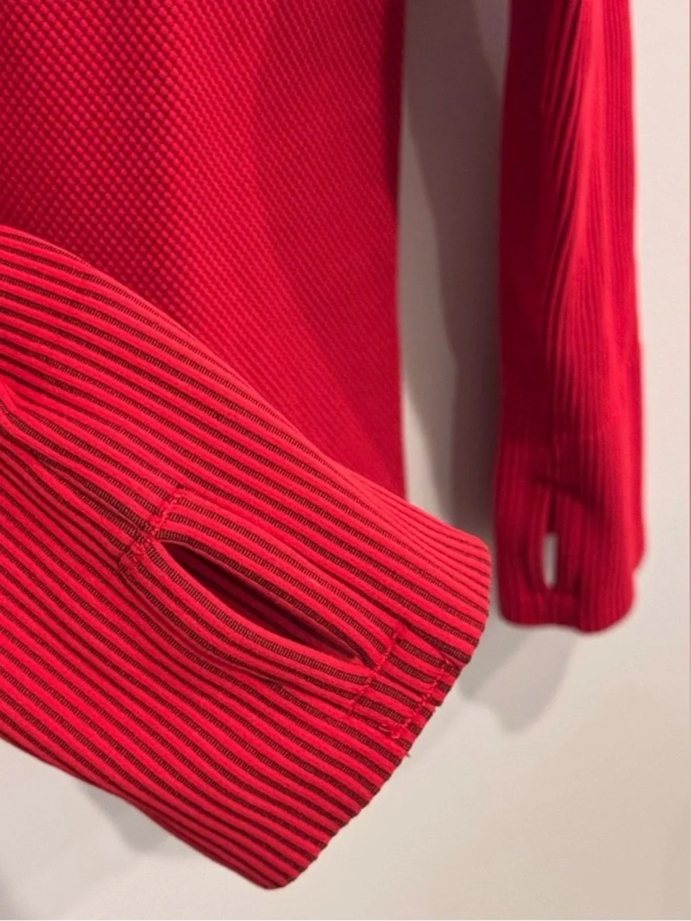 Athleta Flurry Red Ribbed Turtleneck Top Sweater in Canyon Red - Women's Medium